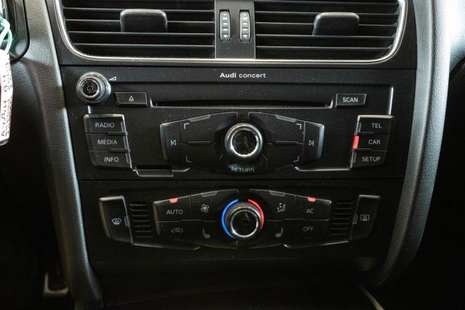 Audi A4 allroad IV (B8) с пробегом 2009 года, цена 1 049 000 рублей, 218003 км, универсал, Автокод Объявления