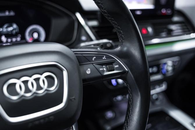 Audi Q5 II (FY) Рестайлинг с пробегом 2021 года, цена 5 259 645 рублей, 11648 км, внедорожник, Автокод Объявления