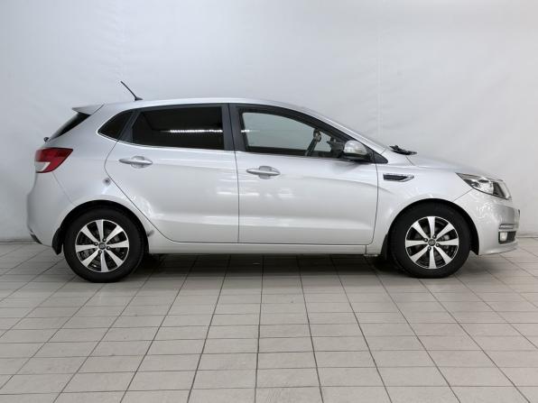 Kia Rio III Рестайлинг с пробегом 2016 года, цена 1 140 000 рублей, 78430 км, хэтчбек, Автокод Объявления