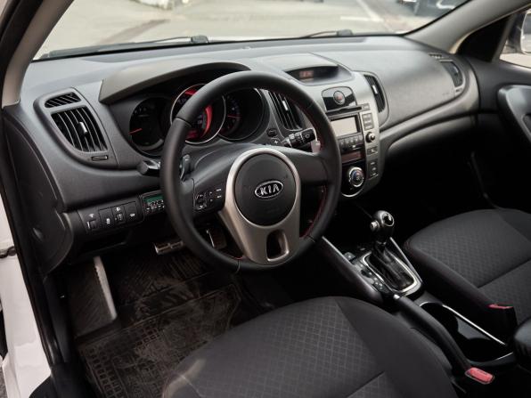 Kia Cerato II с пробегом 2010 года, цена 924 000 рублей, 188406 км, седан, Автокод Объявления