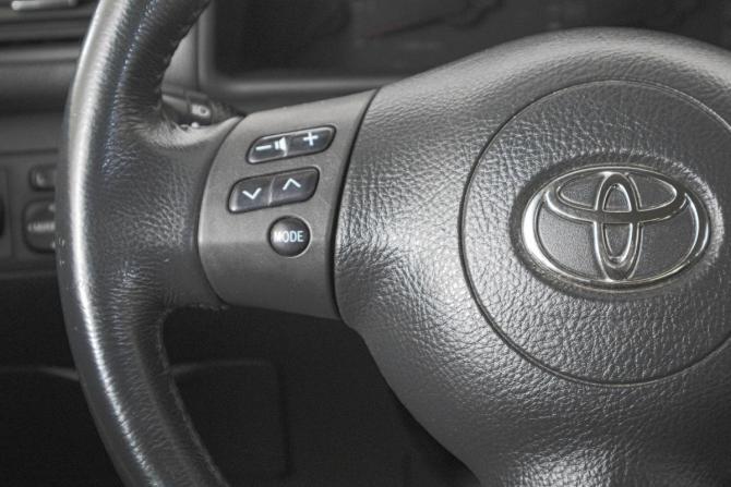 Toyota Corolla IX (E120 E130) Рестайлинг с пробегом 2004 года, цена 599 000 рублей, 300000 км, седан, Автокод Объявления