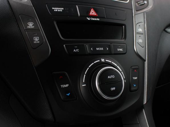 Hyundai Santa Fe III Рестайлинг с пробегом 2017 года, цена 2 300 000 рублей, 95000 км, внедорожник, Автокод Объявления