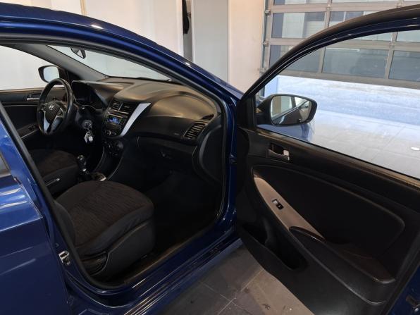 Hyundai Solaris I Рестайлинг с пробегом 2014 года, цена 745 000 рублей, 244333 км, седан, Автокод Объявления