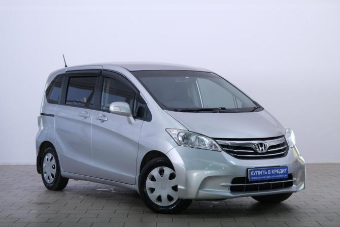 Honda Freed I Рестайлинг с пробегом 2012 года, цена 1 149 000 рублей, 152000 км, компактвэн, Автокод Объявления