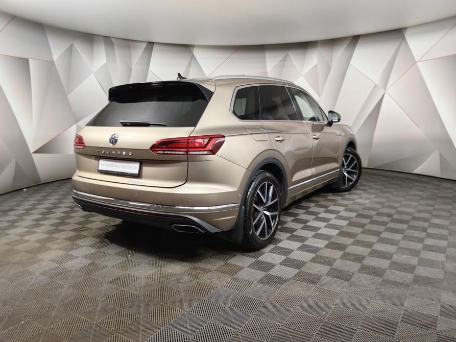 Volkswagen Touareg III Москва  - изображение 2