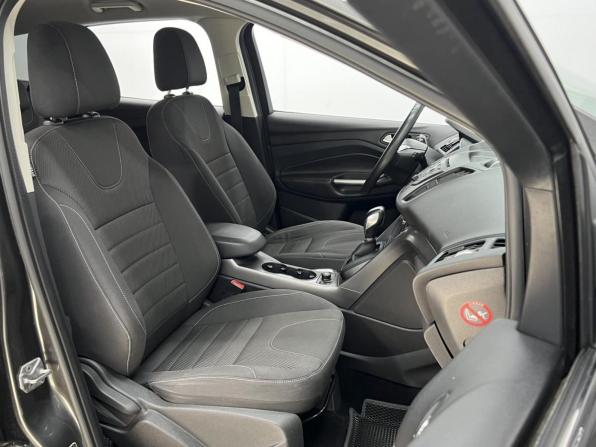 Ford Kuga II с пробегом 2016 года, цена 1 440 000 рублей, 170509 км, внедорожник, Автокод Объявления