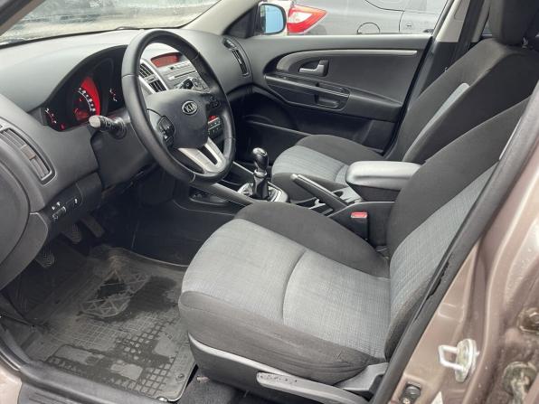 Kia Ceed I Рестайлинг с пробегом 2010 года, цена 799 500 рублей, 70246 км, хэтчбек, Автокод Объявления