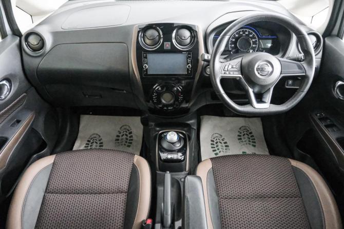 Nissan Note II Рестайлинг с пробегом 2017 года, цена 1 259 000 рублей, 83000 км, хэтчбек, Автокод Объявления