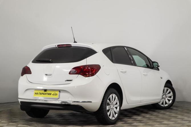 Opel Astra J Рестайлинг с пробегом 2013 года, цена 629 000 рублей, 279828 км, хэтчбек, Автокод Объявления
