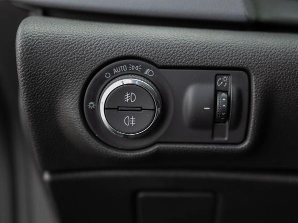 Opel Astra J Рестайлинг с пробегом 2013 года, цена 670 000 рублей, 317528 км, седан, Автокод Объявления