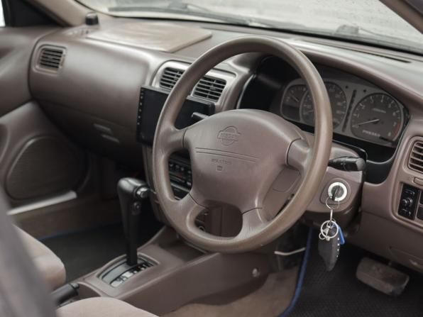 Nissan Presea II с пробегом 2000 года, цена 250 000 рублей, 299545 км, седан, Автокод Объявления
