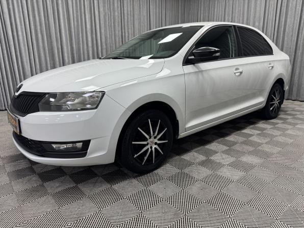 Skoda Rapid I Рестайлинг с пробегом 2018 года, цена 1 120 000 рублей, 170286 км, лифтбек, Автокод Объявления