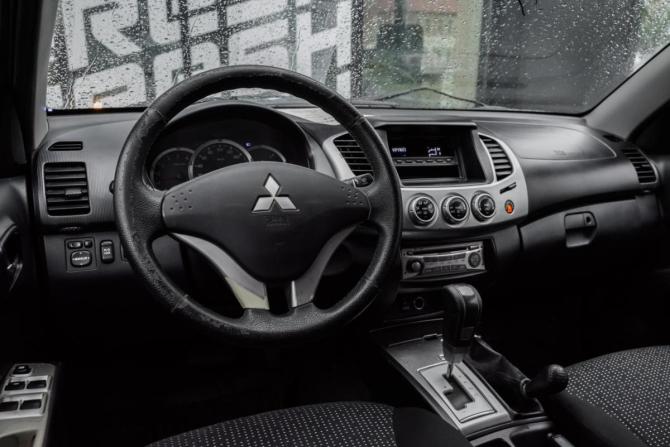 Mitsubishi L200 IV с пробегом 2014 года, цена 1 729 000 рублей, 250747 км, offers.body_type.unknown, Автокод Объявления