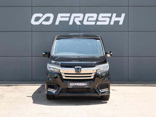 Honda Stepwgn V Рестайлинг с пробегом 2020 года, цена 2 625 000 рублей, 128631 км, минивэн, Автокод Объявления