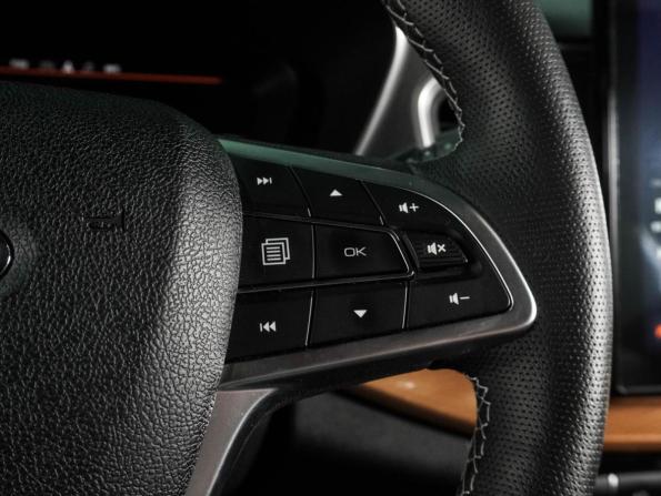 Lada (ВАЗ) Vesta I Рестайлинг (NG) с пробегом 2024 года, цена 1 600 000 рублей, 26207 км, универсал, Автокод Объявления