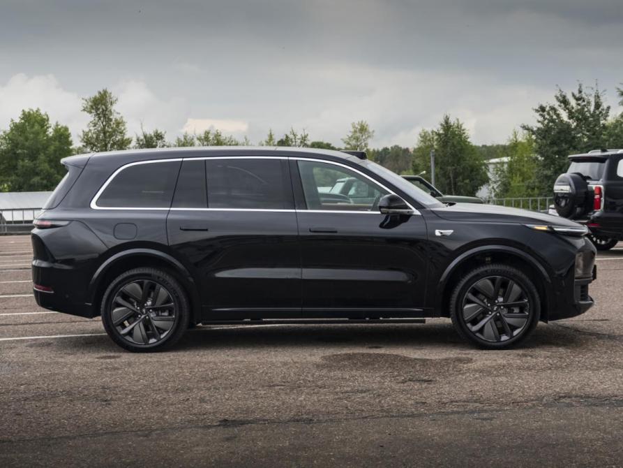 Li Auto (Lixiang) L9 I Рестайлинг Москва  - изображение 4