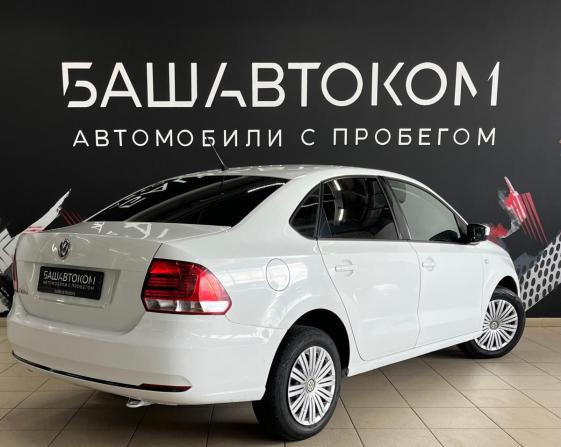Volkswagen Polo V Рестайлинг с пробегом 2016 года, цена 575 000 рублей, 270072 км, седан, Автокод Объявления