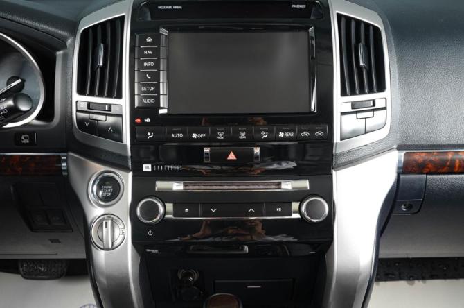 Toyota Land Cruiser 200 Series с пробегом 2012 года, цена 4 179 000 рублей, 160000 км, внедорожник, Автокод Объявления