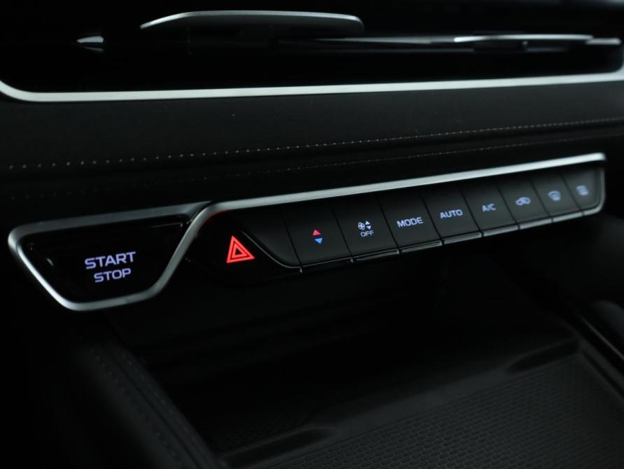 Geely Monjaro I Москва  - изображение 18