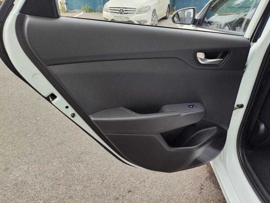 Hyundai Solaris II Рестайлинг Санкт-Петербург  - изображение 15