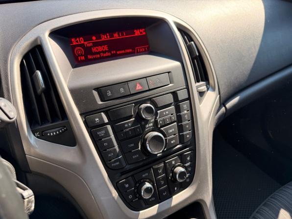Opel Astra J с пробегом 2010 года, цена 599 000 рублей, 190101 км, хэтчбек, Автокод Объявления