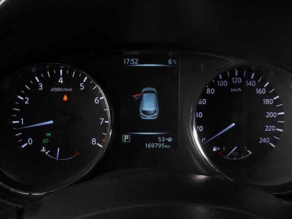 Nissan Qashqai II с пробегом 2017 года, цена 1 619 000 рублей, 169795 км, внедорожник, Автокод Объявления