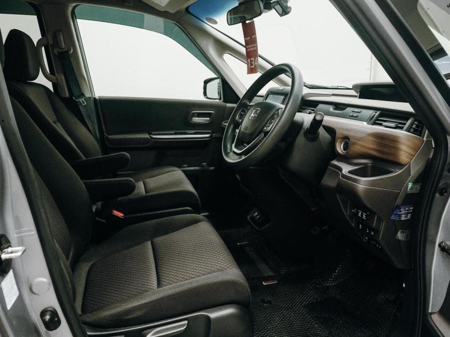 Honda Freed II Рестайлинг Красноярск  - изображение 19