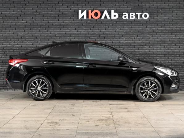 Hyundai Solaris II с пробегом 2019 года, цена 1 490 000 рублей, 128778 км, седан, Автокод Объявления