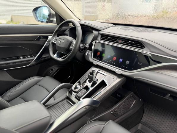 Geely Atlas Pro с пробегом 2023 года, цена 1 895 000 рублей, 93000 км, внедорожник, Автокод Объявления