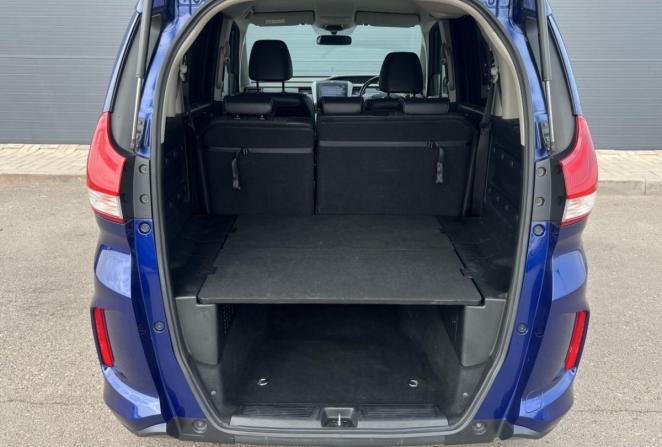 Honda Freed II с пробегом 2017 года, цена 1 270 000 рублей, 163953 км, компактвэн, Автокод Объявления