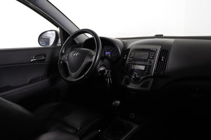 Hyundai i30 I с пробегом 2009 года, цена 589 990 рублей, 180329 км, хэтчбек, Автокод Объявления