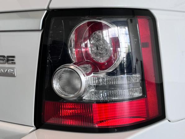 Land Rover Range Rover Sport I Рестайлинг с пробегом 2013 года, цена 2 100 000 рублей, 208262 км, внедорожник, Автокод Объявления