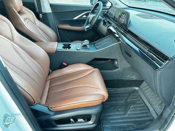 Omoda C5 I с пробегом 2022 года, цена 1 680 000 рублей, 55205 км, внедорожник, Автокод Объявления