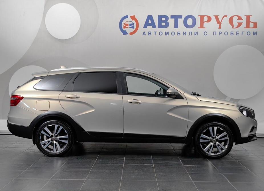 Lada (ВАЗ) Vesta I Москва  - изображение 5