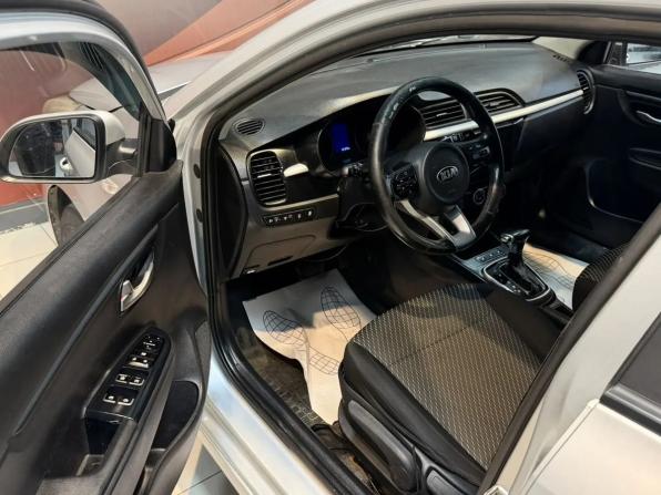 Kia Rio IV с пробегом 2018 года, цена 1 070 000 рублей, 190000 км, седан, Автокод Объявления