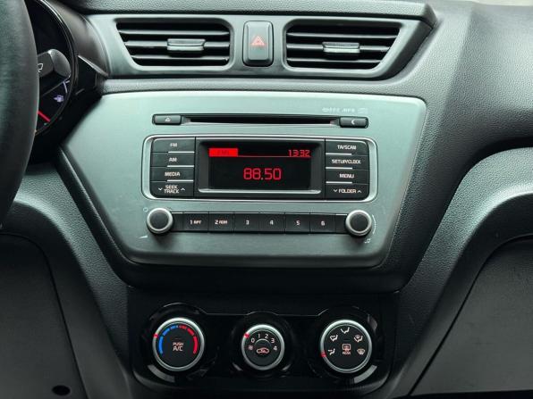 Kia Rio III Рестайлинг с пробегом 2016 года, цена 1 049 000 рублей, 146560 км, седан, Автокод Объявления