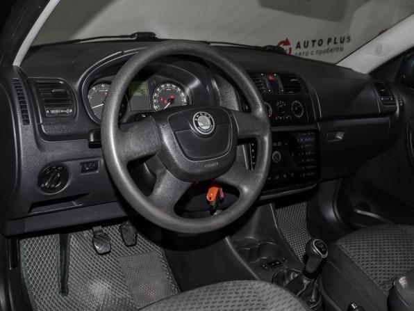 Skoda Fabia II Рестайлинг с пробегом 2011 года, цена 679 000 рублей, 268286 км, универсал, Автокод Объявления