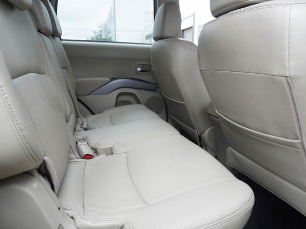 Citroen C-Crosser с пробегом 2008 года, цена 950 000 рублей, 182968 км, внедорожник, Автокод Объявления