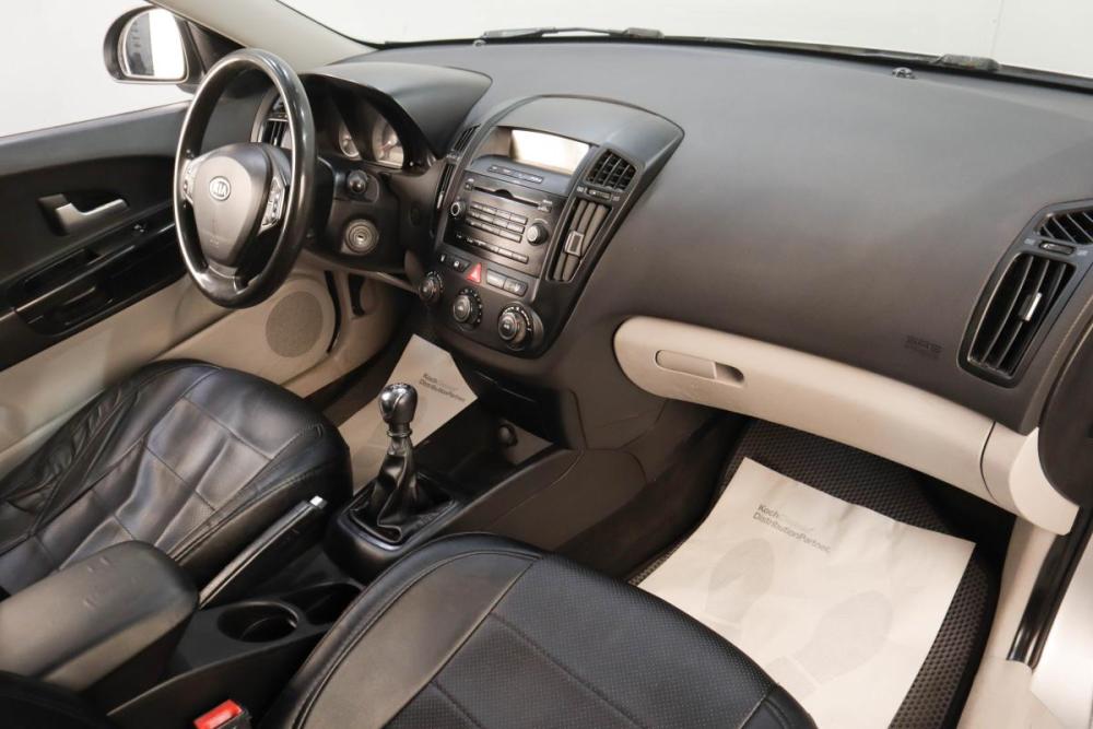 Kia Ceed I Челябинск  - изображение 11