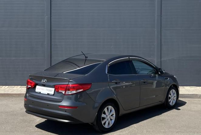 Kia Rio III Рестайлинг с пробегом 2015 года, цена 1 025 000 рублей, 137928 км, седан, Автокод Объявления
