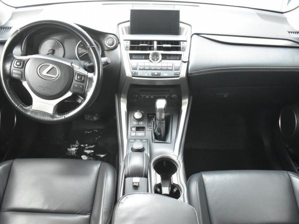 Lexus NX I с пробегом 2015 года, цена 2 497 000 рублей, 92011 км, внедорожник, Автокод Объявления