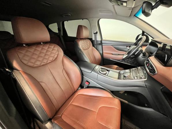 Hyundai Santa Fe IV Рестайлинг с пробегом 2022 года, цена 4 099 000 рублей, 72508 км, внедорожник, Автокод Объявления