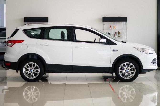 Ford Kuga II с пробегом 2016 года, цена 1 600 000 рублей, 96000 км, внедорожник, Автокод Объявления