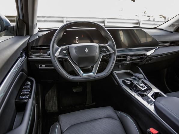 Livan S6 Pro с пробегом 2023 года, цена 1 748 000 рублей, 11154 км, седан, Автокод Объявления