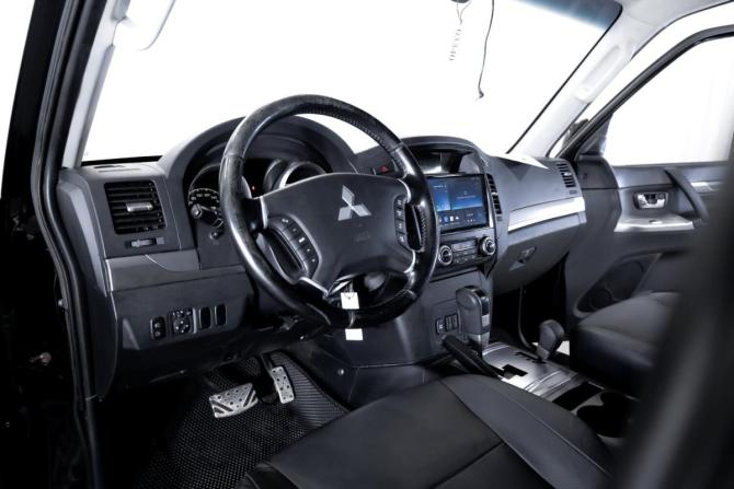 Mitsubishi Pajero IV Рестайлинг 1 с пробегом 2011 года, цена 1 999 000 рублей, 265441 км, внедорожник, Автокод Объявления