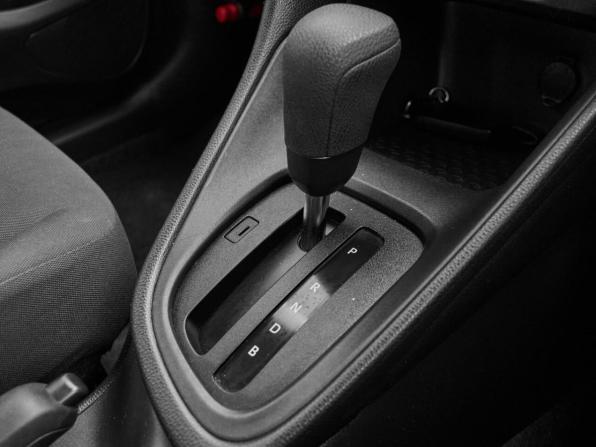 Toyota Yaris IV с пробегом 2021 года, цена 1 370 000 рублей, 66183 км, хэтчбек, Автокод Объявления