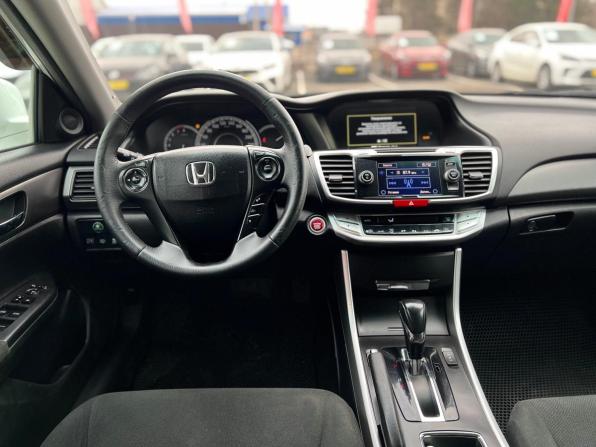 Honda Accord IX с пробегом 2013 года, цена 1 570 000 рублей, 181340 км, седан, Автокод Объявления
