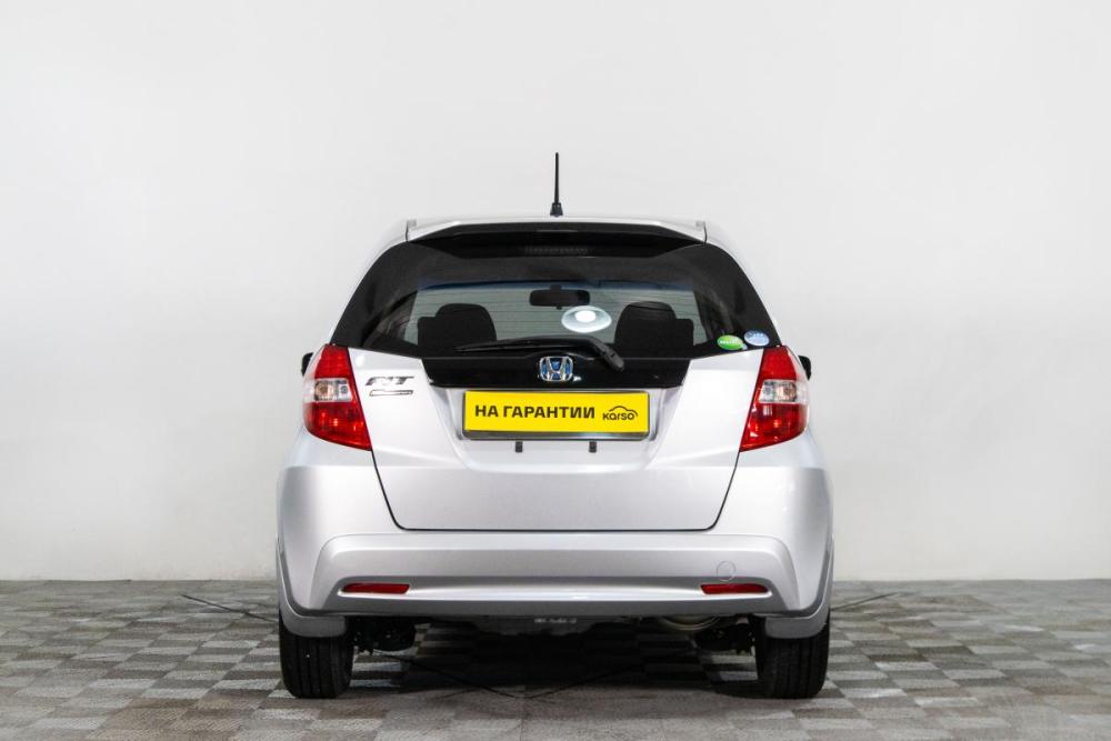 Honda Fit II Сургут  - изображение 6