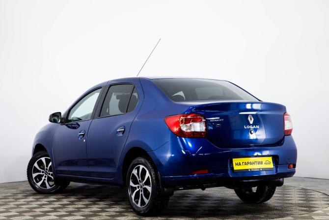 Renault Logan II с пробегом 2018 года, цена 849 000 рублей, 140081 км, седан, Автокод Объявления