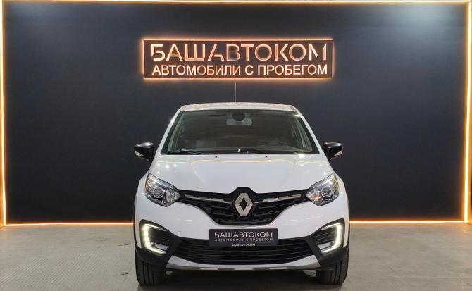 Renault Kaptur I Рестайлинг с пробегом 2022 года, цена 1 649 000 рублей, 68422 км, внедорожник, Автокод Объявления